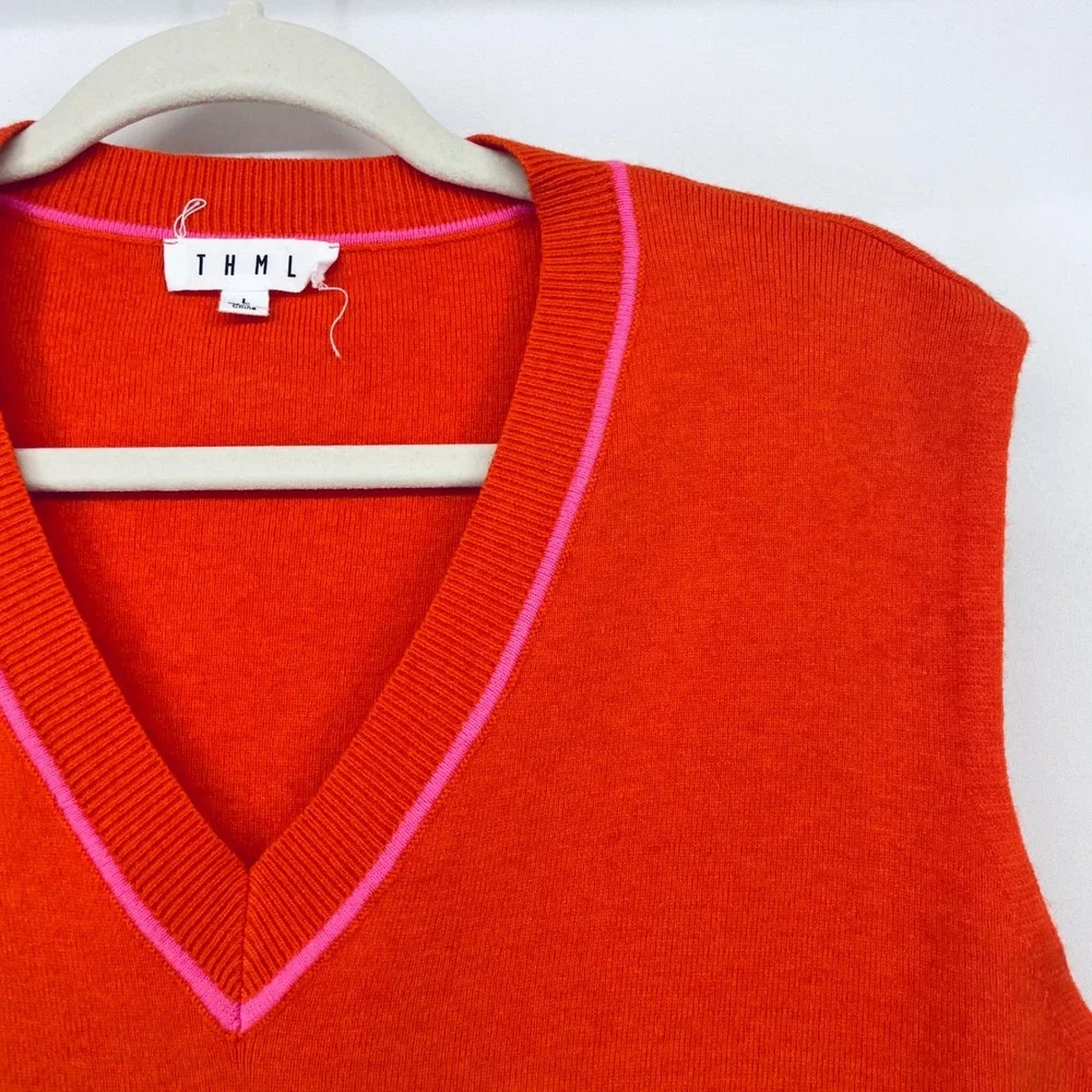 THML Women Size Large Sweater Vest Orange Pink V-Neck Knit Sleeveless Preppy
